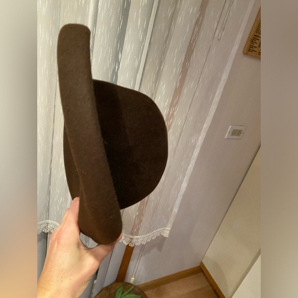 Eric Javits brown wool hat hand trimmed and blocked - Picture 4 of 6